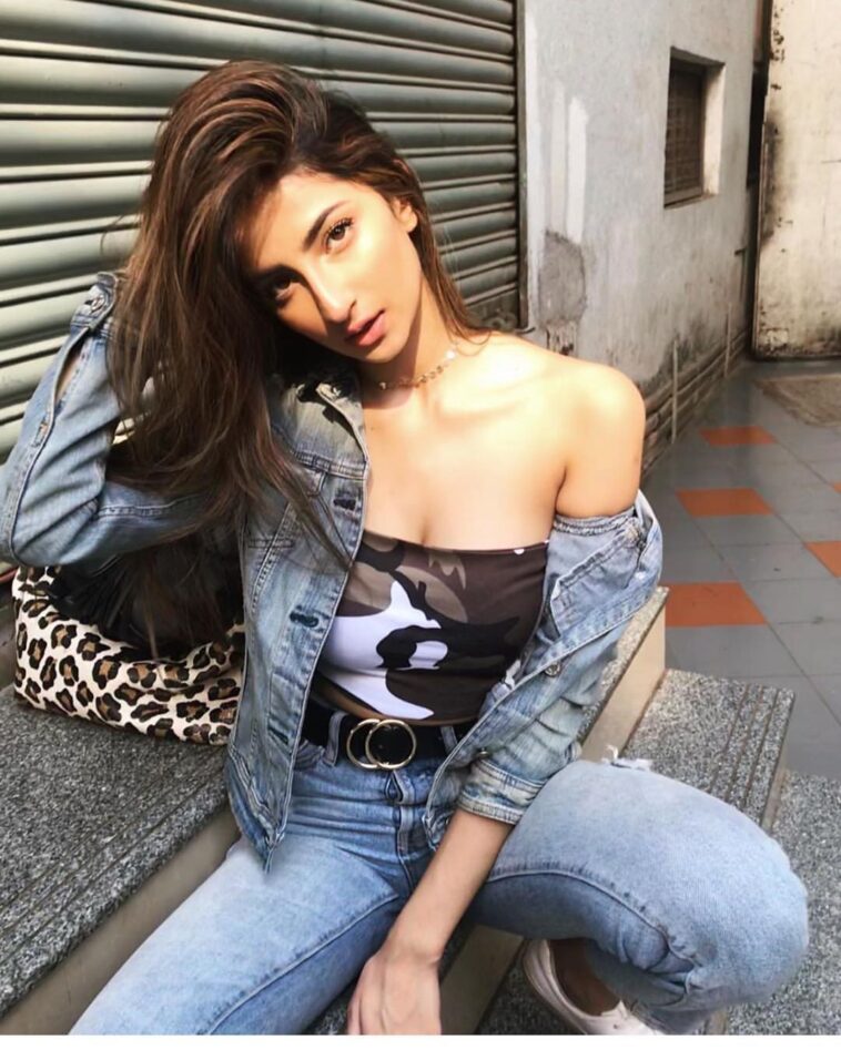 sheta tiwari daughter