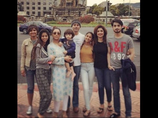 shahrukh khan family