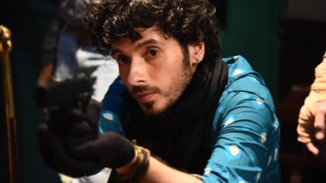 bicchoo ka khel review